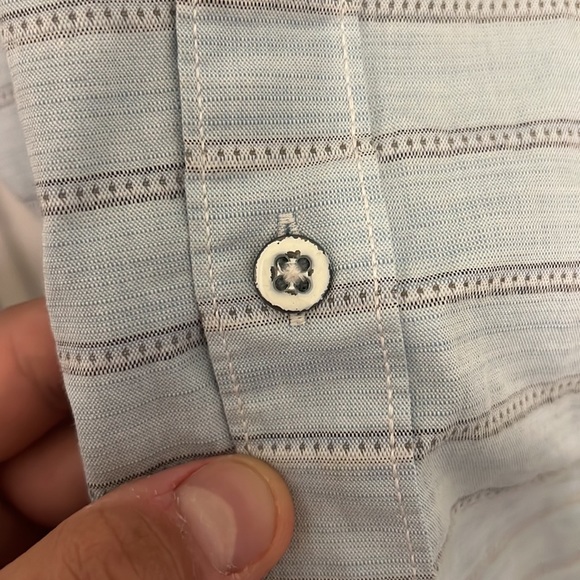 Tommy Bahama short sleeve button down print shirt - Picture 3 of 8